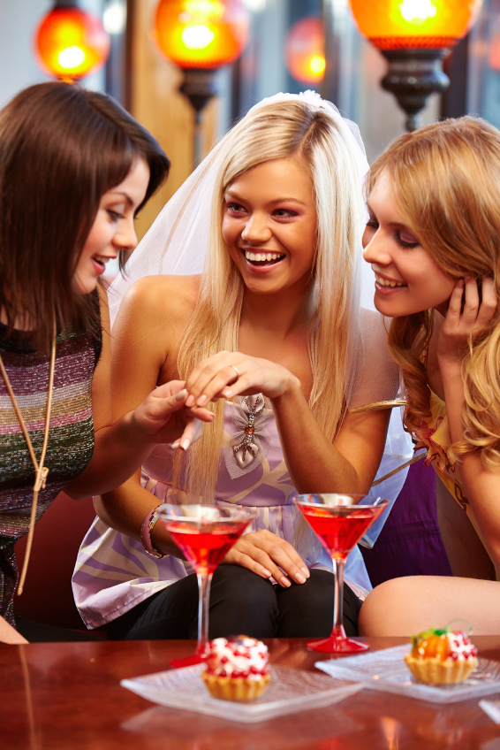 Der perfekte Junggesell(inn)enabschied: Schluss mit dem Singledasein