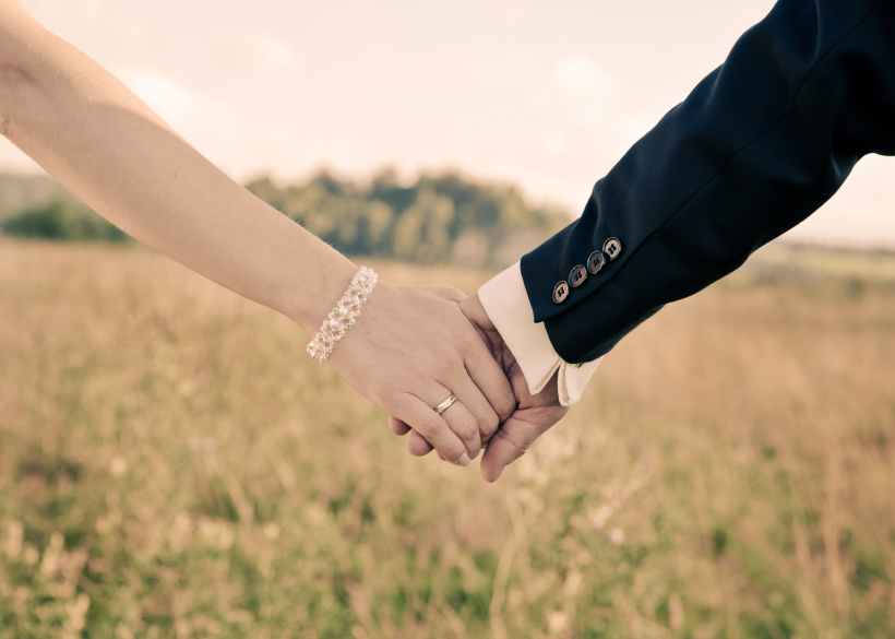 Was Sie über Eheringe wissen sollten: Bedeutung, Gravur und Material