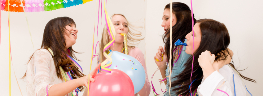 Geburtstagsparty für Teenager: Die besten Ideen und Mottos