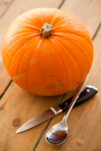 werkzeug zum kuerbisschnitzen