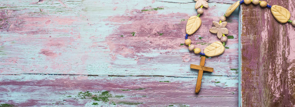 Einladung zur Konfirmation oder Kommunion: Ideen für die Einladungskarten