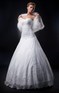 Brautkleid Winterhochzeit