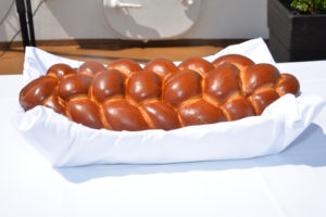 Gebackener Hefezopf für das Ostermenü